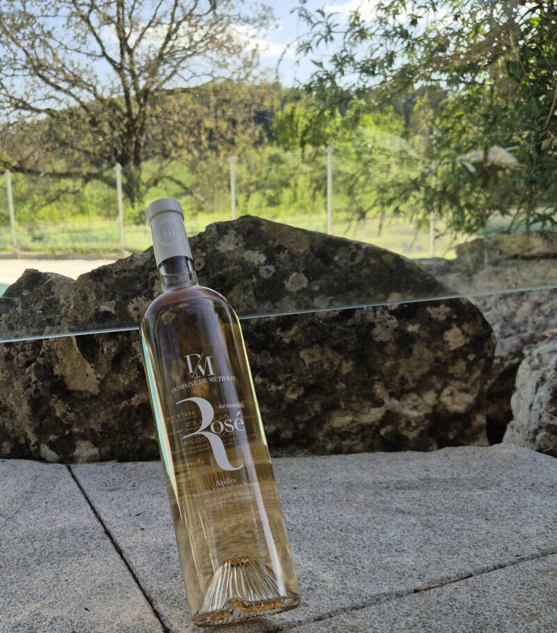 Vin rosé alpilles domaine de métifiot